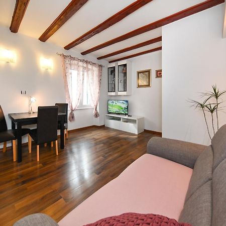 Apartment Aldora Ζαντάρ Εξωτερικό φωτογραφία